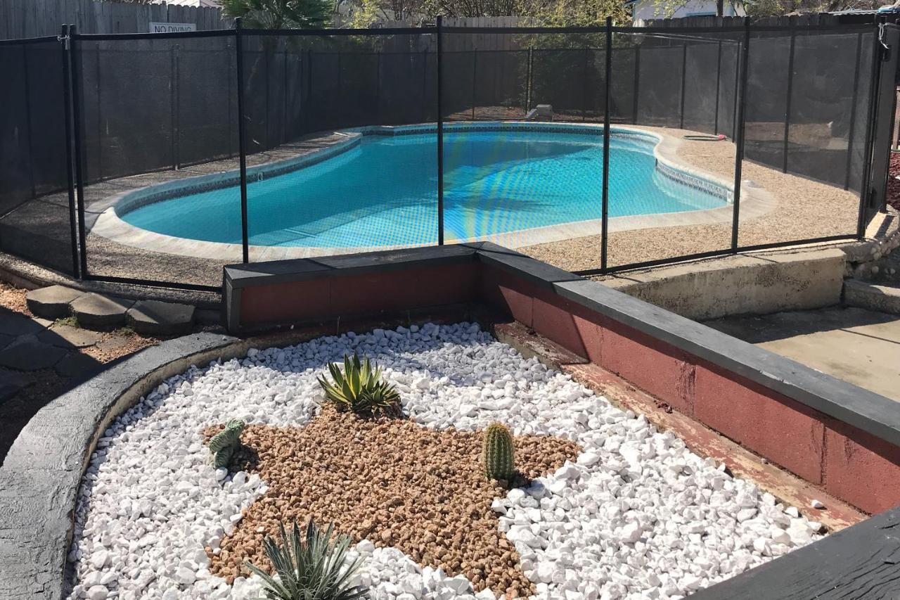 Lone Star Oasis Villa San Antonio Exterior photo